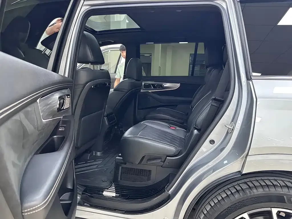 GAC Motor Trumpchi GS8 — фото 4