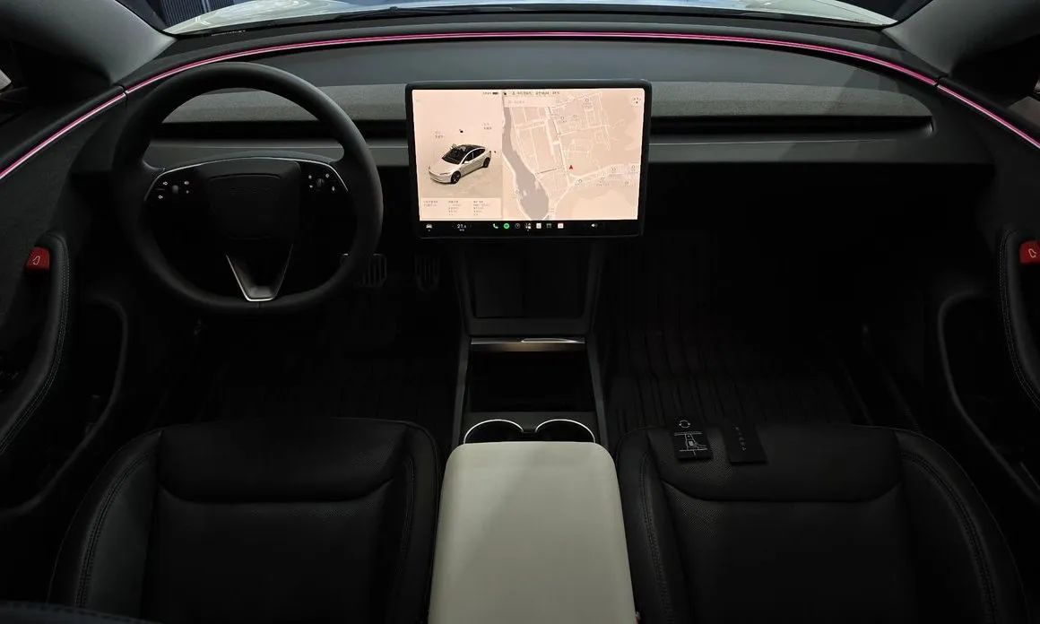 Tesla Model 3 — фото 4