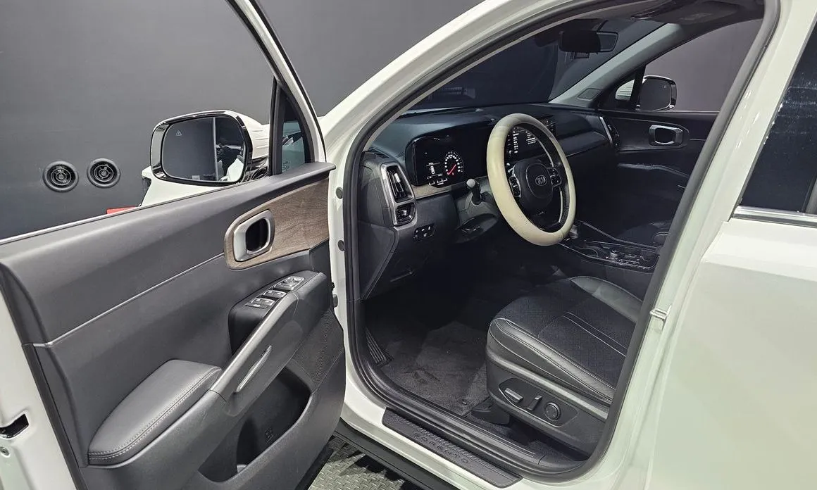 Kia Sorento — фото 7