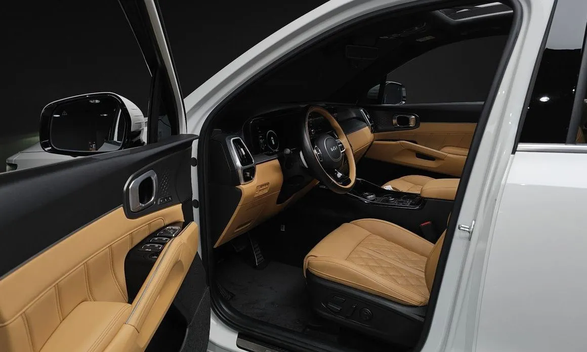 Kia Sorento — фото 6