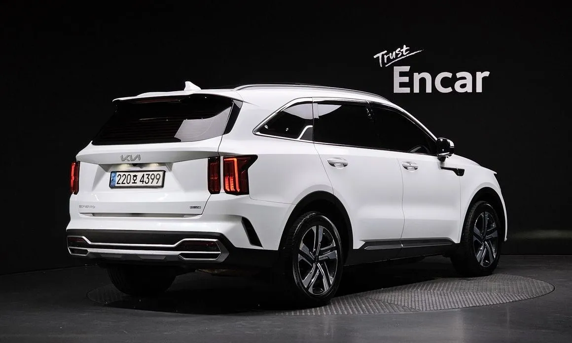 Kia Sorento — фото 4