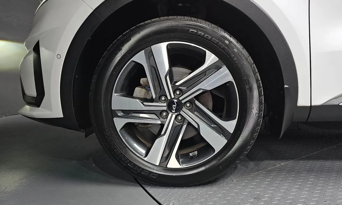 Kia Sorento — фото 9