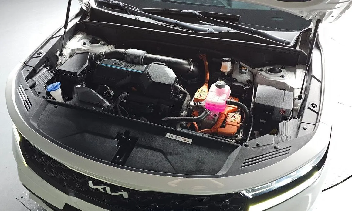 Kia Sorento — фото 10