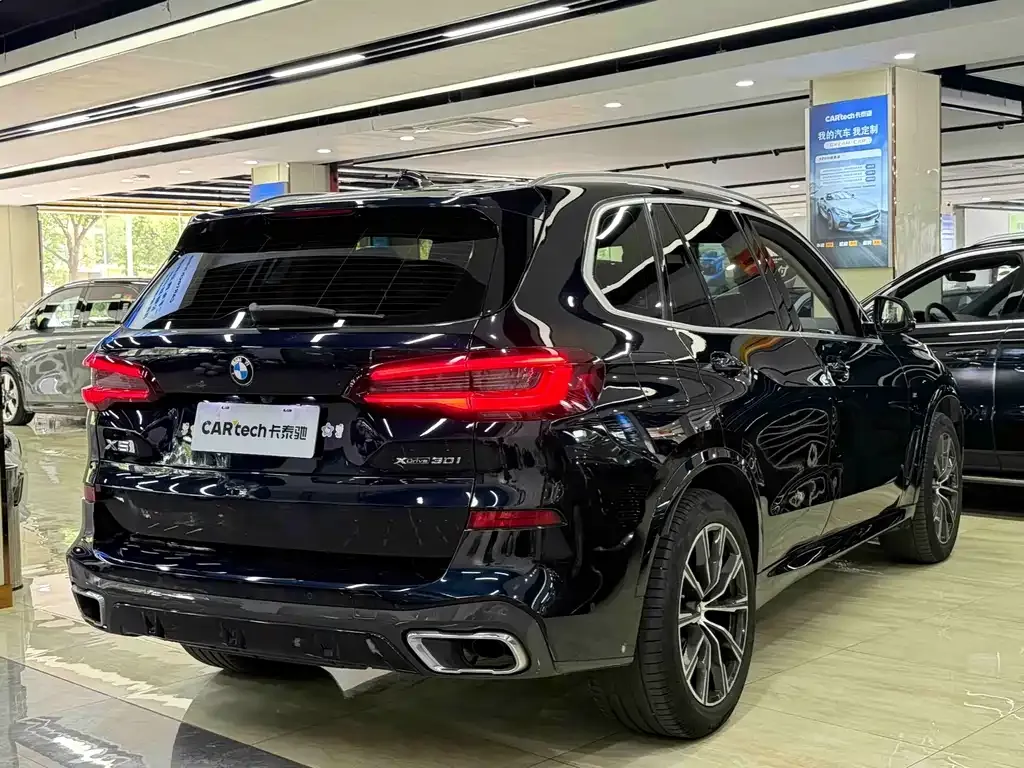 BMW X5 (Import) — фото 9