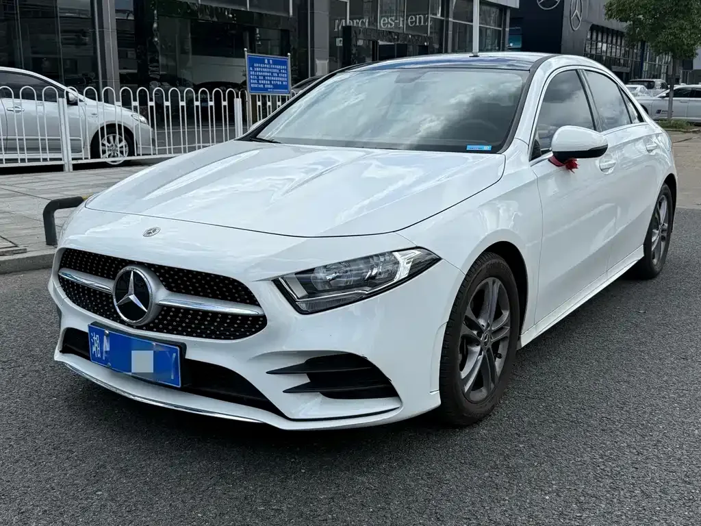 Mercedes-Benz A-Class — фото 1