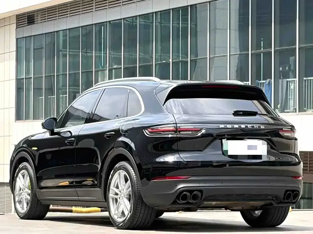 Porsche Cayenne Hybrid — фото 8