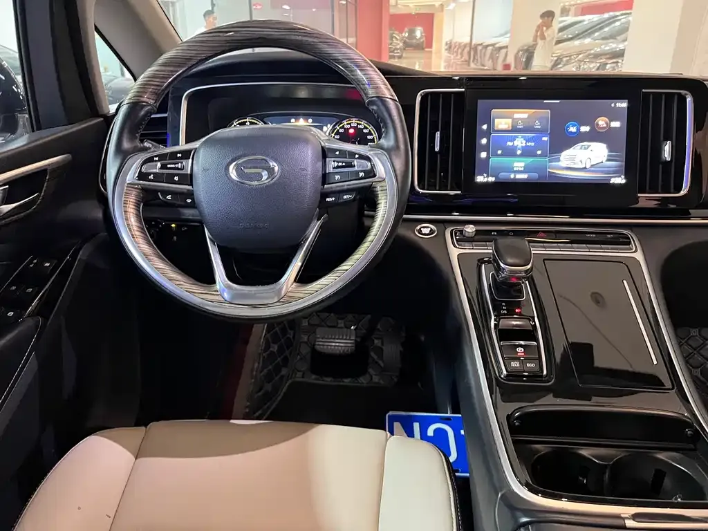 GAC Motor Trumpchi M8 — фото 8