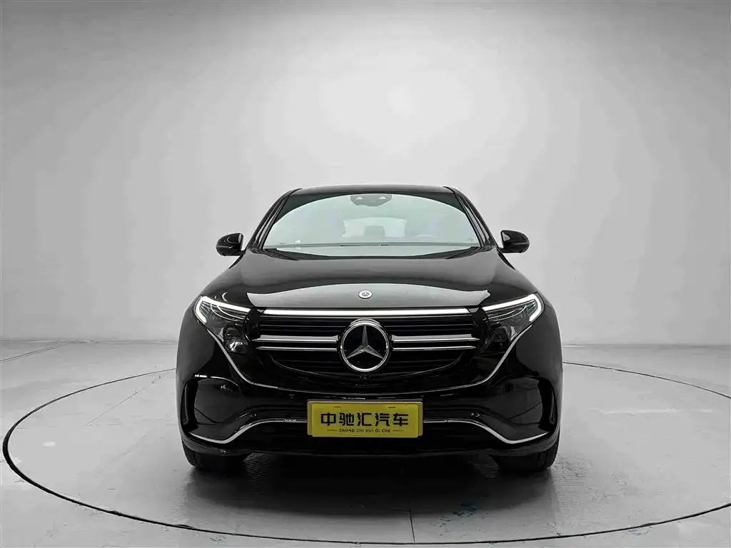 Mercedes-Benz EQC — фото 2