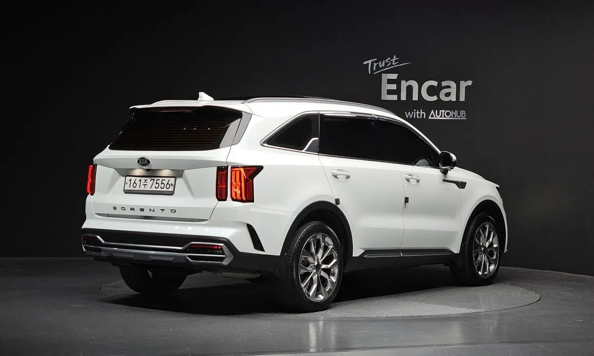 Kia Sorento — фото 3