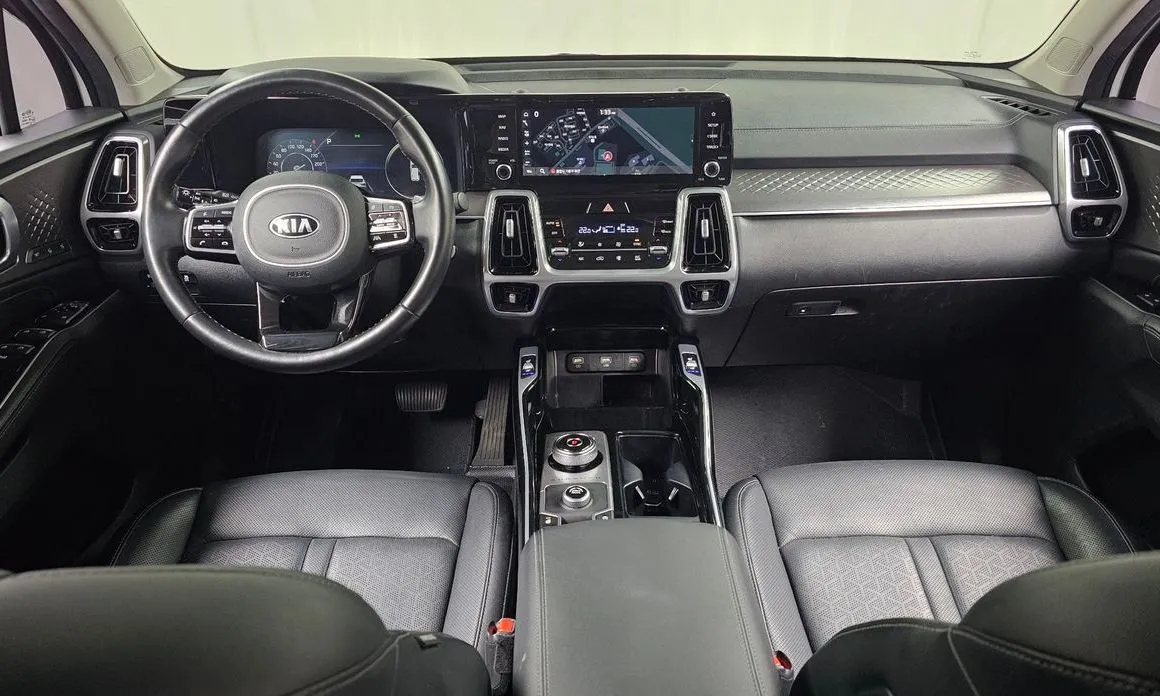 Kia Sorento — фото 8