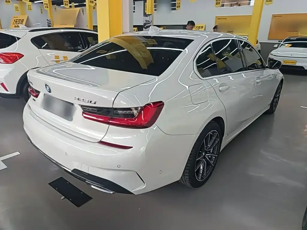 BMW 3 Series — фото 10