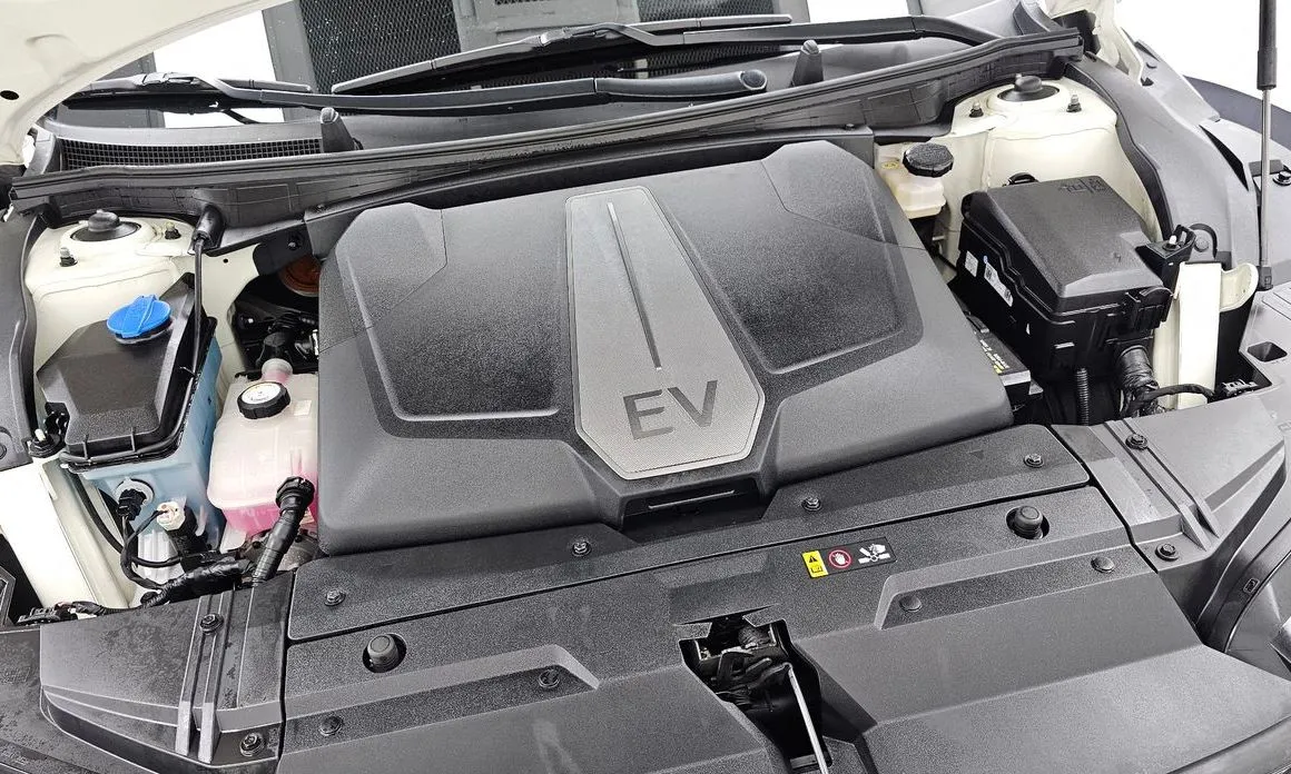 Kia EV6 — фото 10