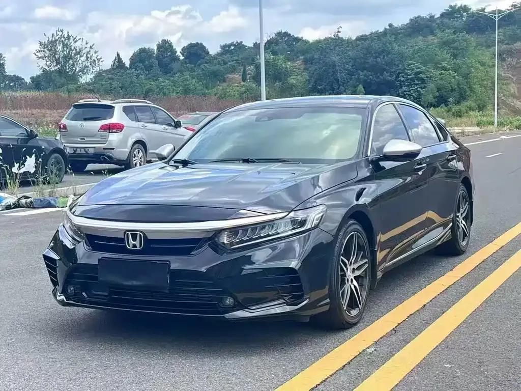 Honda Inspire — фото 1