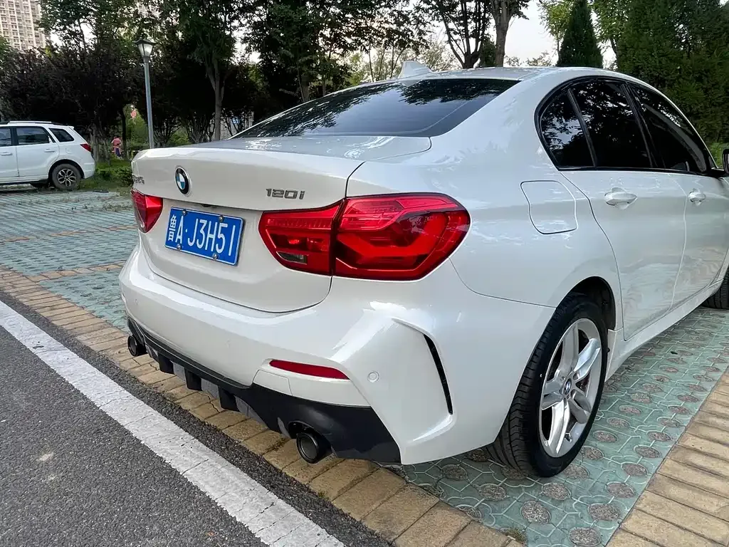 BMW 1 Series — фото 10