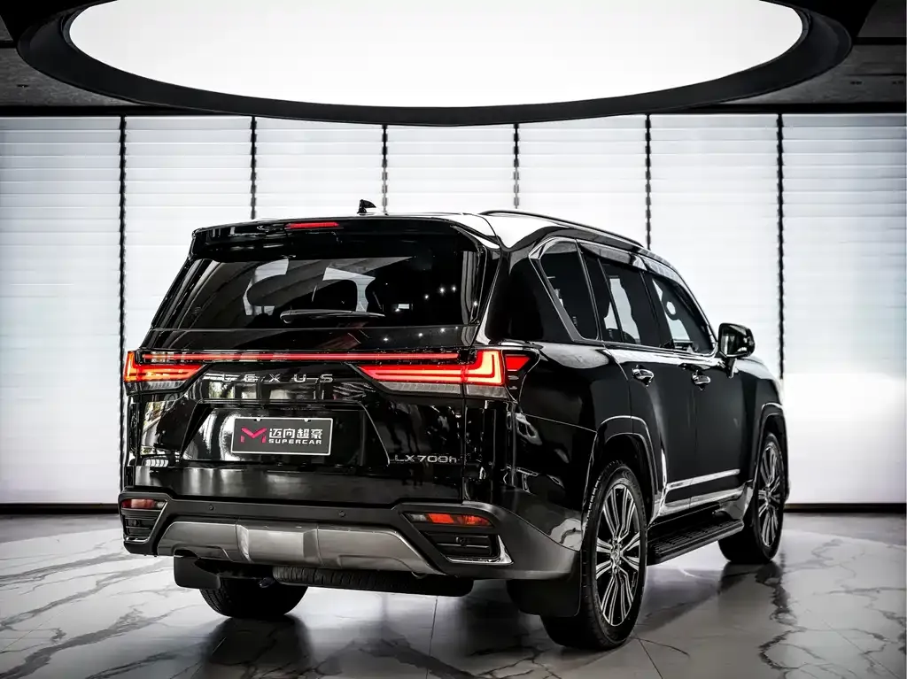 Lexus LX — фото 6