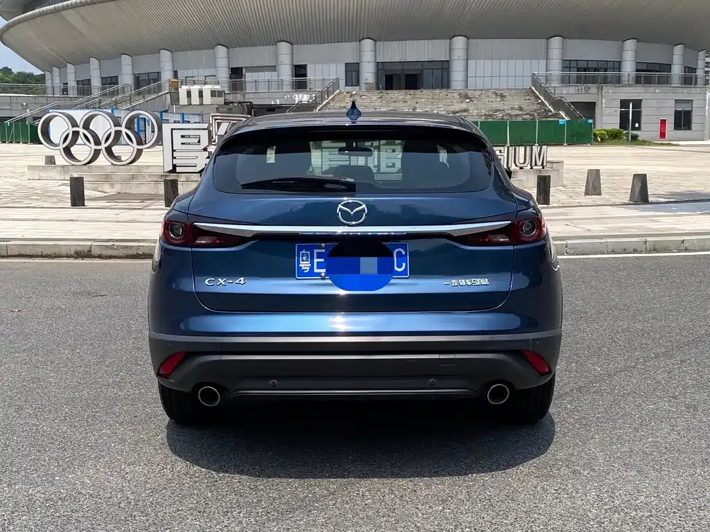 Mazda CX-4 — фото 10