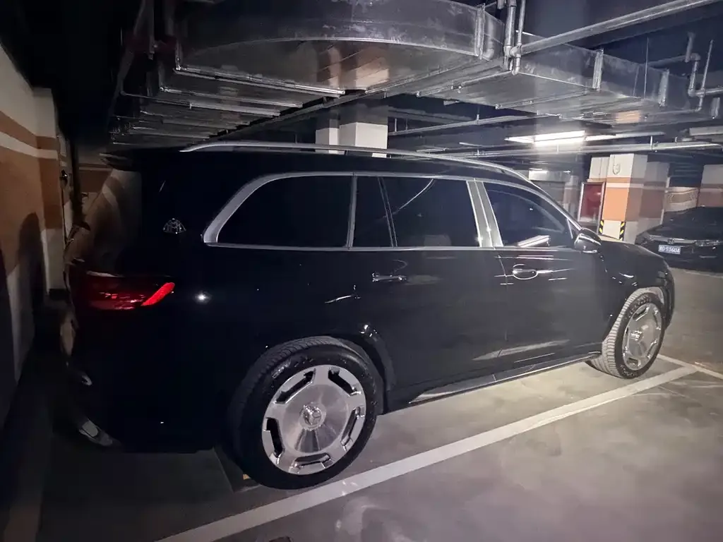 Mercedes-Benz GLS — фото 4