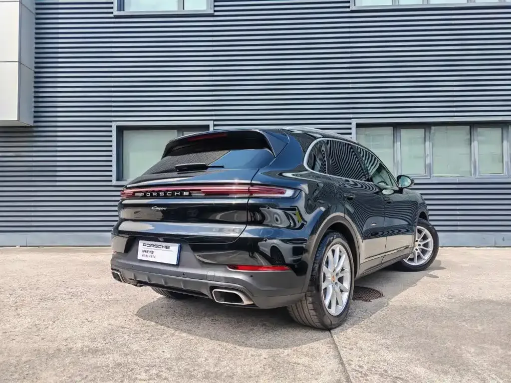 Porsche Cayenne — фото 5