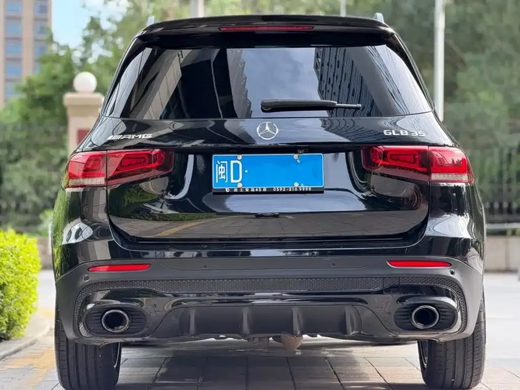 Mercedes-Benz GLB AMG — фото 4