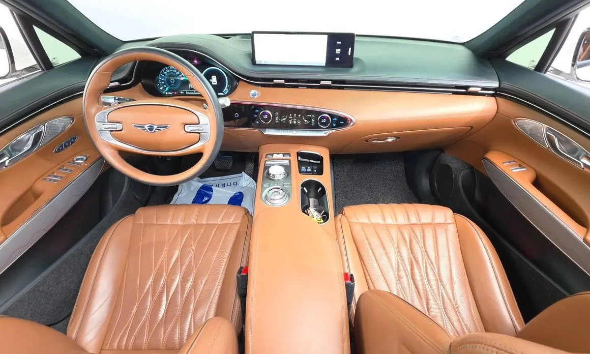 Genesis GV70 — фото 10