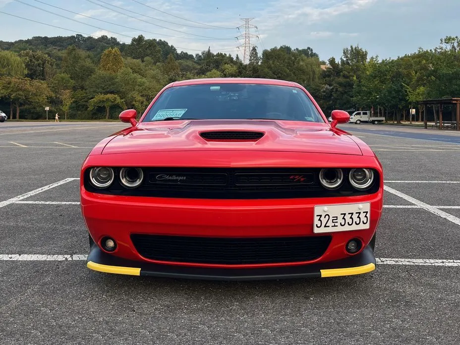 Dodge Challenger — фото 7