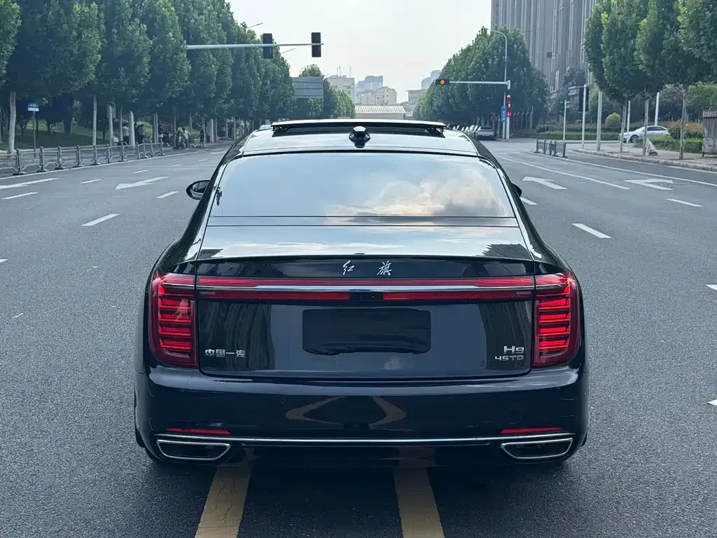 Hongqi H9 — фото 4