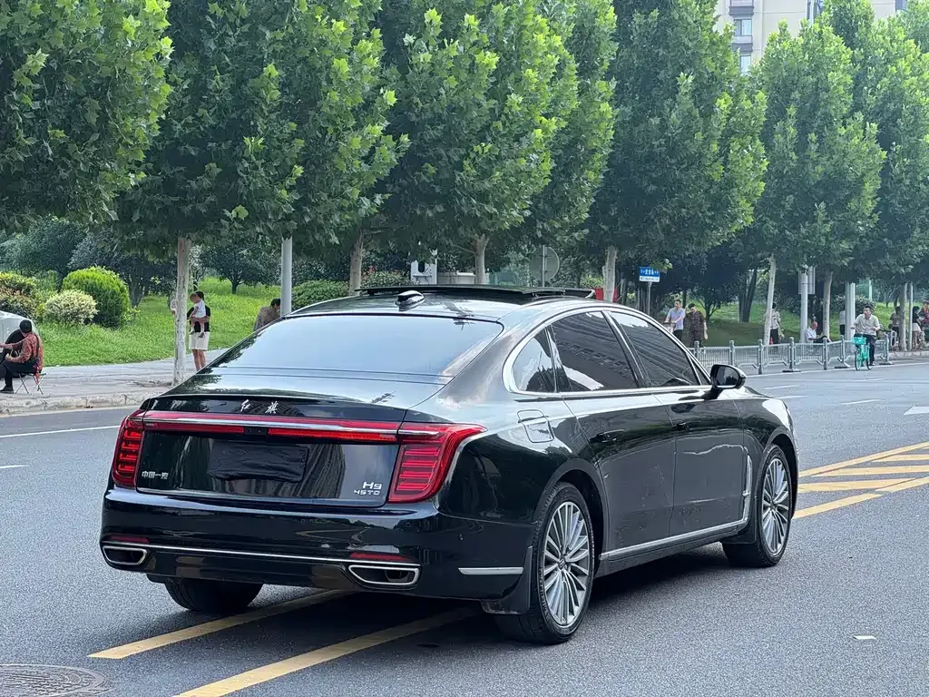 Hongqi H9 — фото 7