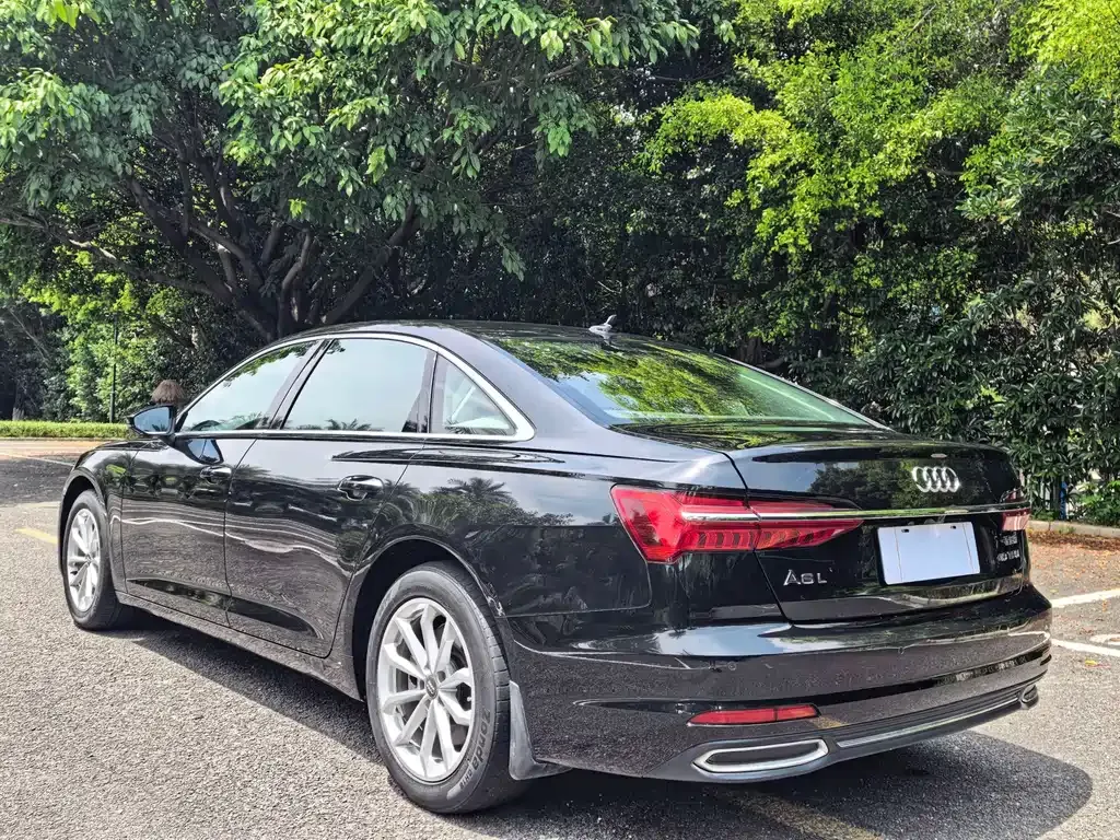 Audi A6L — фото 5