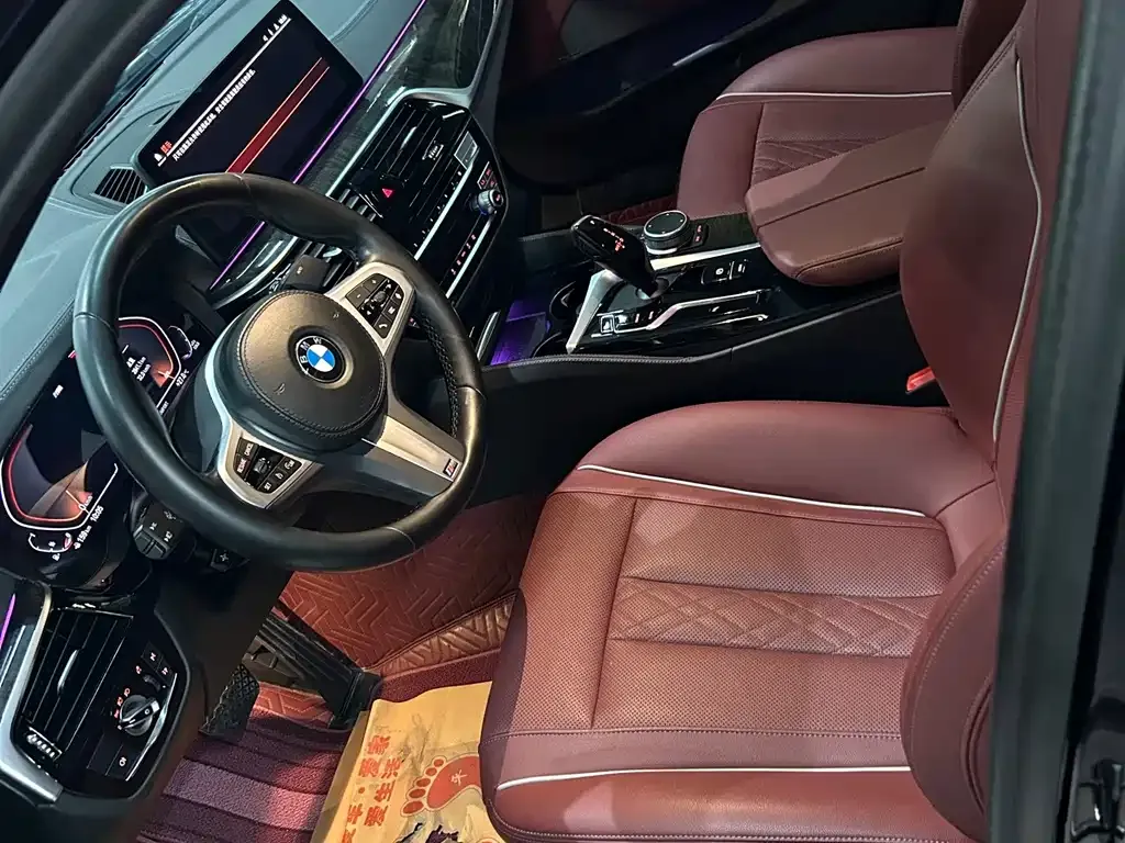 BMW 5 Series — фото 4