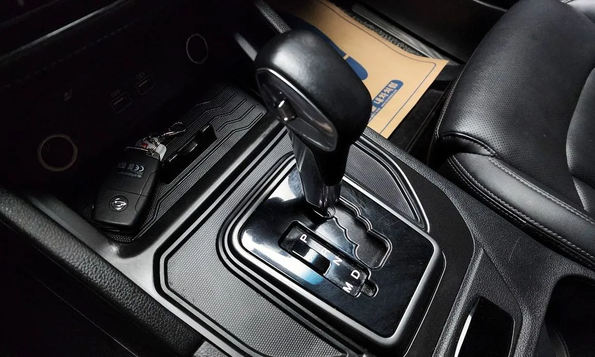 KG Mobility (Ssangyong) Rexton — фото 10