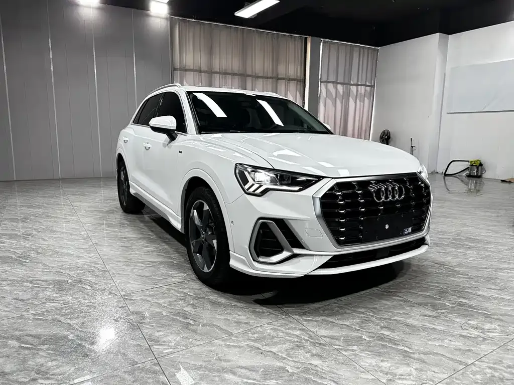 Audi Q3 — фото 4
