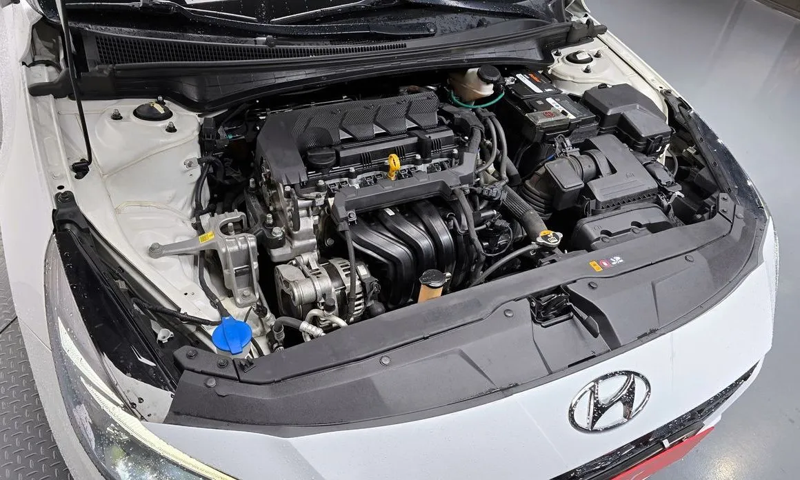 Hyundai AVANTE — фото 8