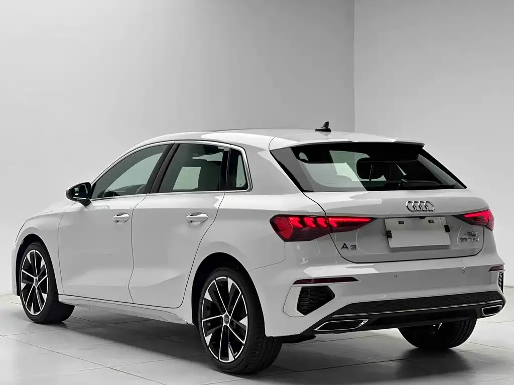 Audi A3 — фото 10