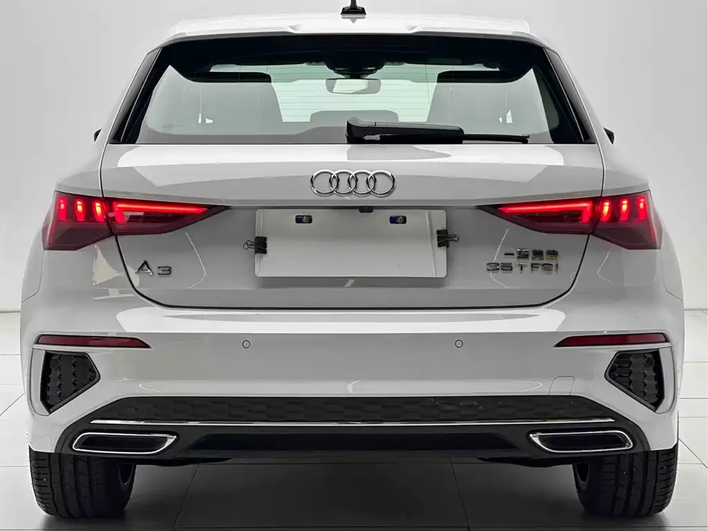 Audi A3 — фото 8