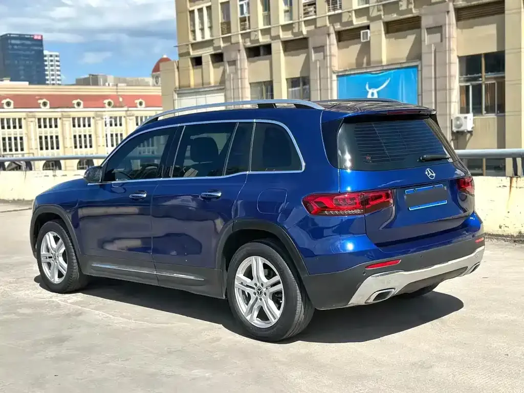 Mercedes-Benz GLB — фото 4