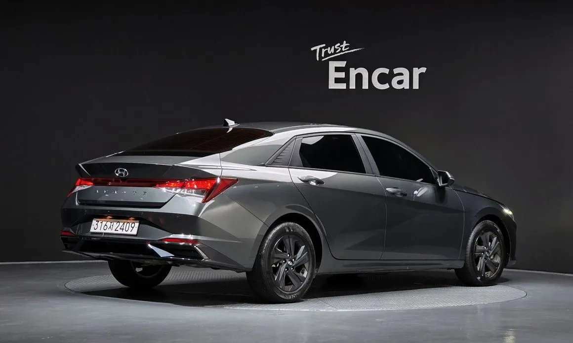Hyundai AVANTE — фото 5