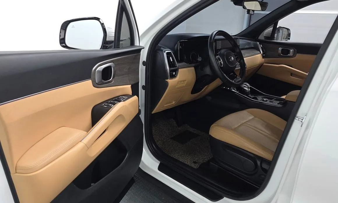 Kia Sorento — фото 5