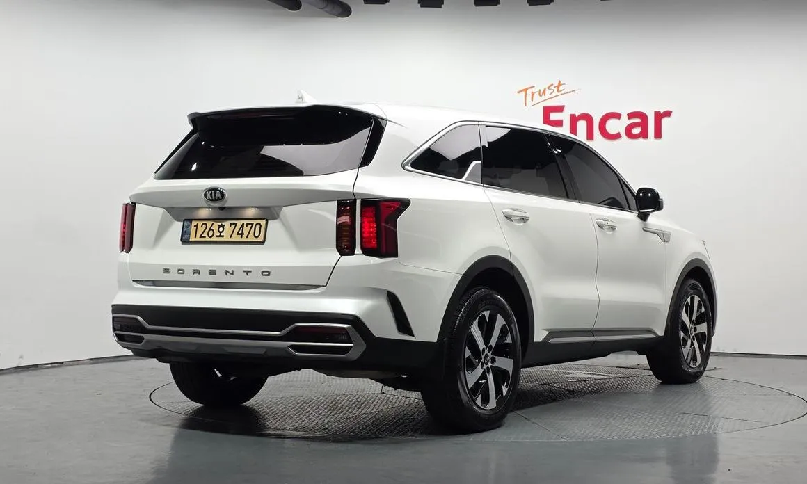 Kia Sorento — фото 3