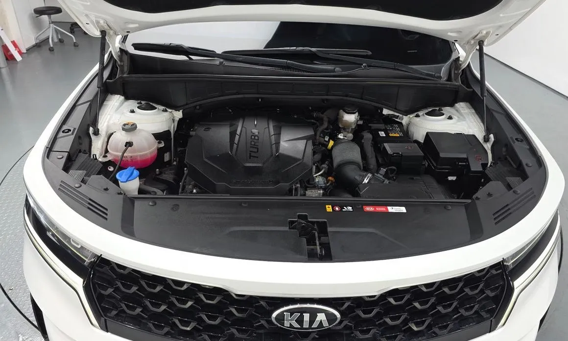 Kia Sorento — фото 7