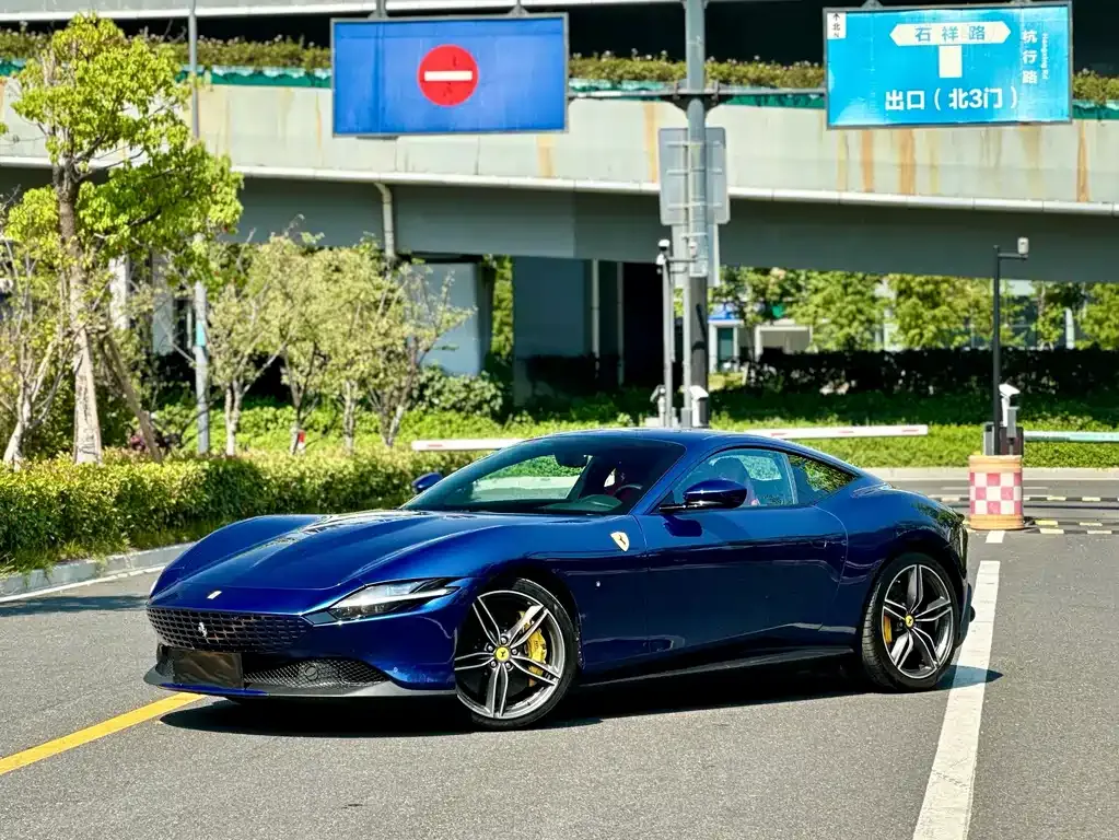Ferrari Roma — фото 1