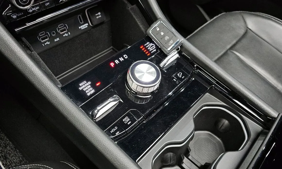 Jeep Cherokee — фото 5