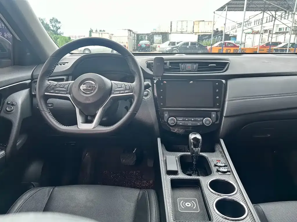Nissan X-Trail — фото 2