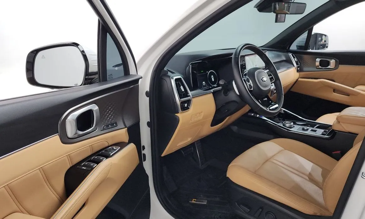 Kia Sorento — фото 6