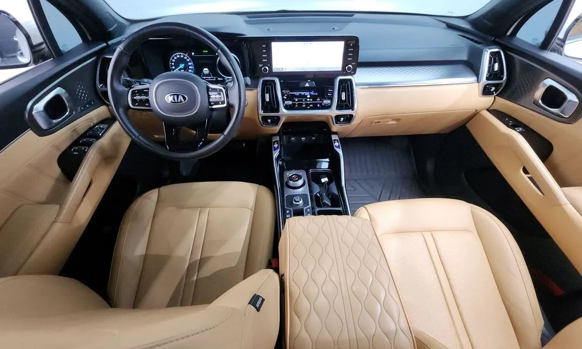 Kia Sorento — фото 9