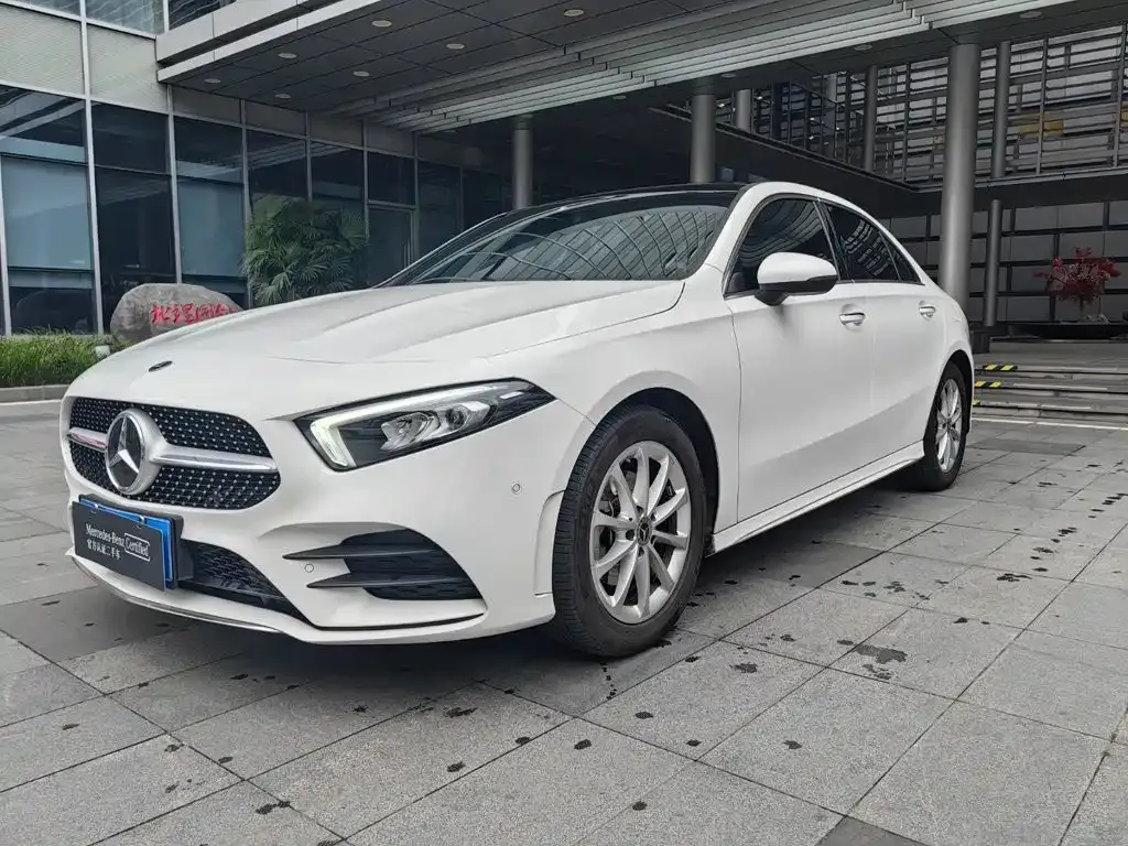 Mercedes-Benz A-Class — фото 1