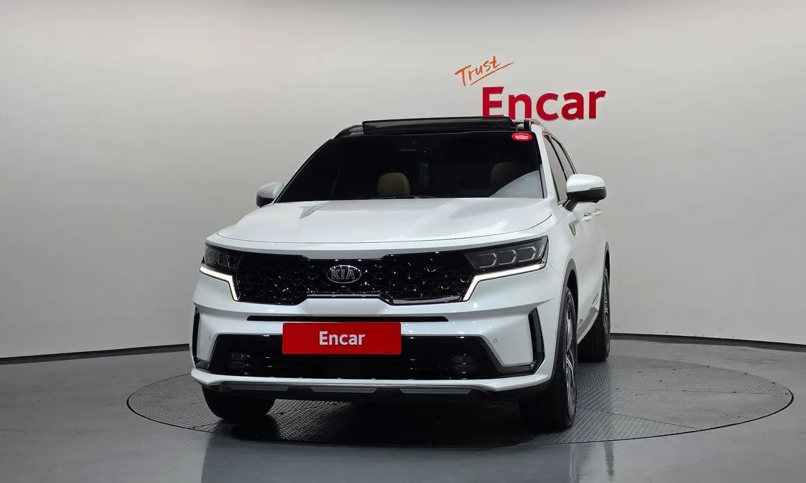 Kia Sorento — фото 9