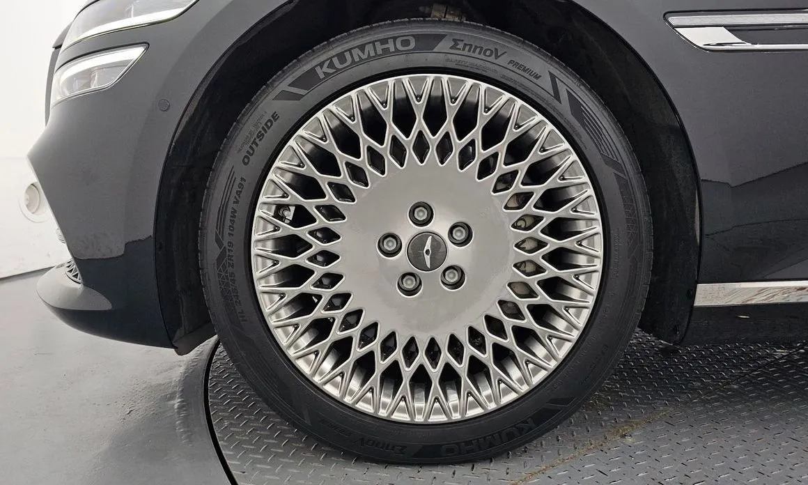 Genesis G80 — фото 10