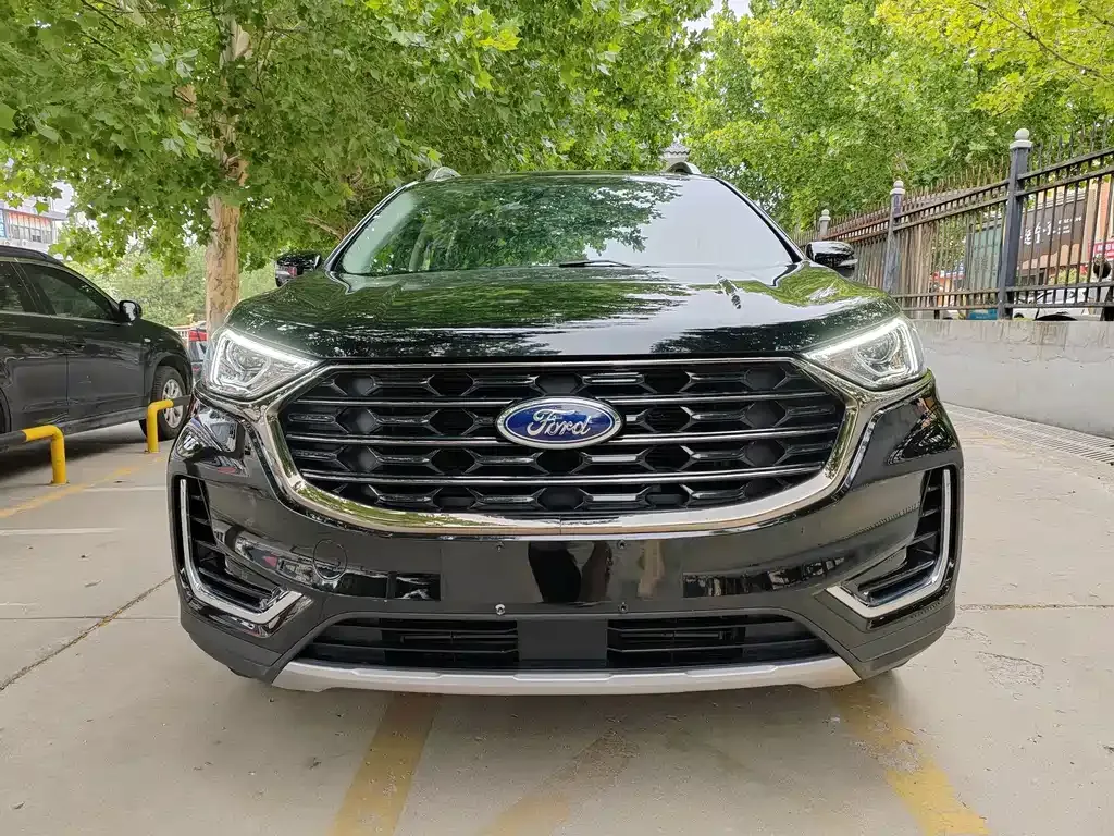 Ford Edge — фото 2