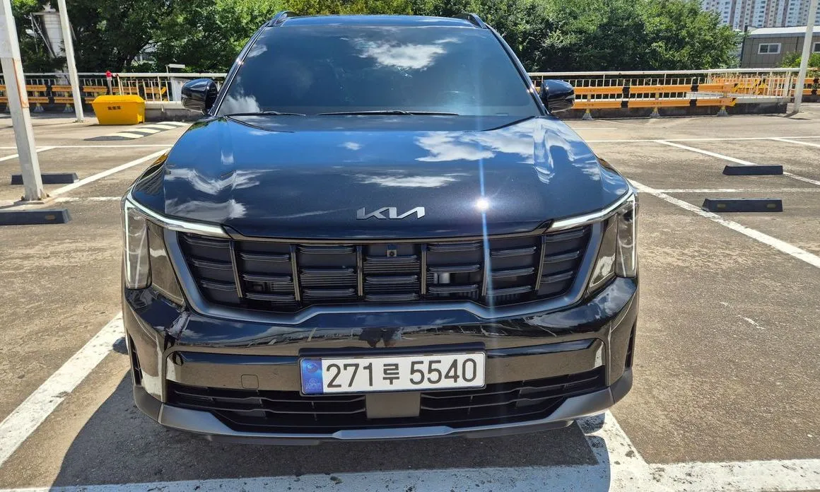 Kia Sorento — фото 1