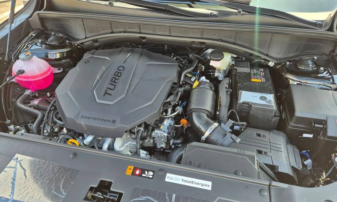 Kia Sorento — фото 4